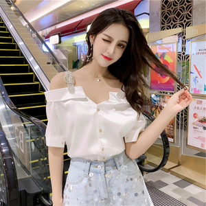 轻熟气质夏装露肩衬衣小心机短袖漏锁骨v领上衣ins超火的衬衫女装