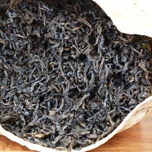 正宗高山老树天尖茶特级黑茶湖南安化荒野生纯料竹篓装散茶 800克