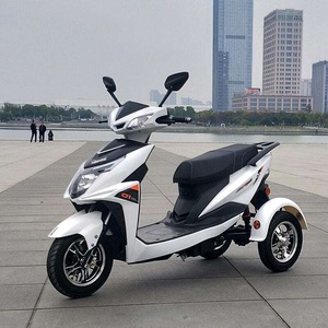 战神电动三轮车小龟王电动车尚领踏板车接送孩子休闲代步摩托车