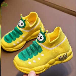 防滑夏天弹力小女孩小孩子儿童夏季运动鞋男街舞春天跑步鞋小学生