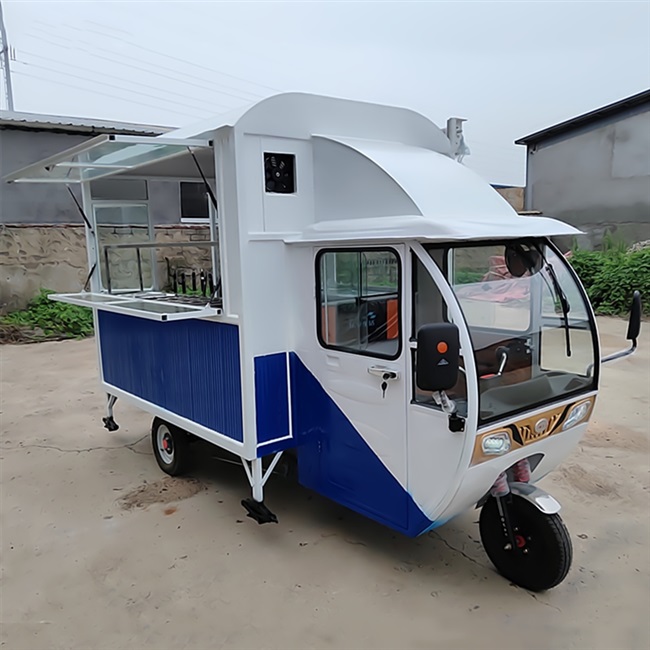 三轮电动房车.