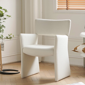 海诚北欧设计师皇冠椅样板房休闲化妆椅餐椅酒店洽谈接待椅梳妆椅