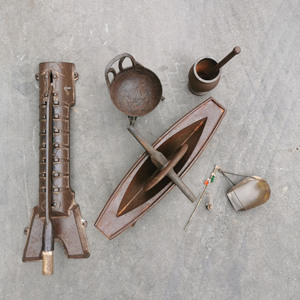 老物件中医馆摆件民俗中药五件套药碾子铜称捣药罐怀旧博物馆装饰