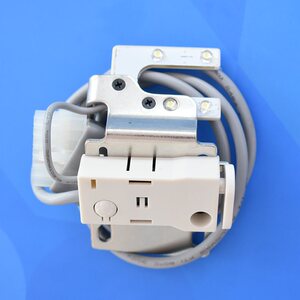 ddl900b ddl 900 b 全新原厂 电脑平车倒回缝开关 带灯