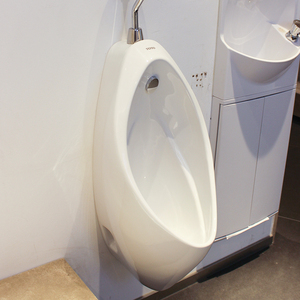 toto 挂墙式小便池小便器挂壁小便池小便斗uw904sb/uw904hb