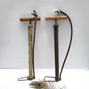 老物件打气筒民俗怀旧收藏气管子自行车轮胎充气筒影视道具摆件