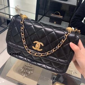 【圆圆拍】chanel香奈儿新款豆腐包枕头包字母方胖子羊皮斜挎女包