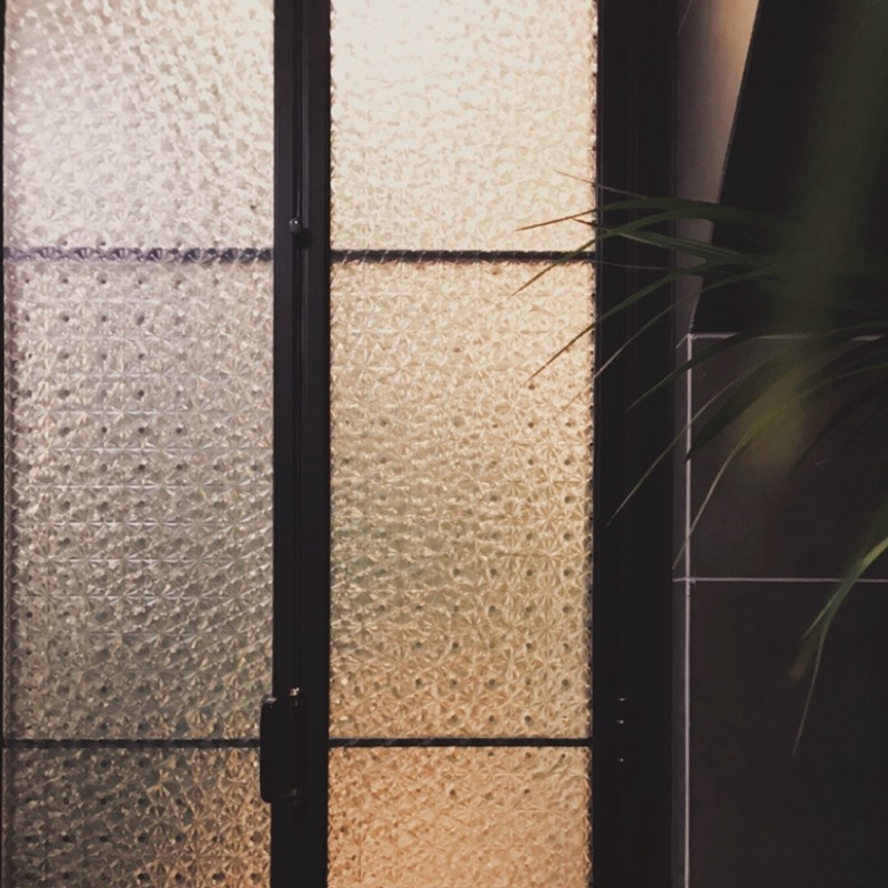 磨砂玻璃贴纸加厚毛玻璃厕所带胶纯色自粘贴膜半透明门防窥防透.