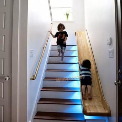 复式楼梯带滑梯