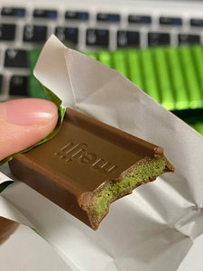meiji明治抹茶夹心巧克力钢琴草莓特浓抹茶牛奶黑巧克力零食盒装