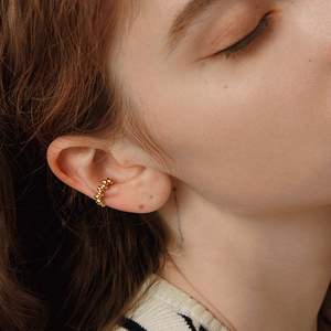 iv耳骨夹韩版inss925纯银小众设计感极简百搭气质豆豆无洞耳夹女