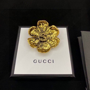 gucci/古驰 2021新款花朵双g字母logo胸针复古别针男女同款胸花