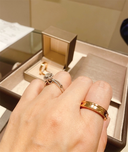 bvlgari/宝格丽 18k玫瑰金经典黄金单环弹簧戒指情侣对戒男女指环