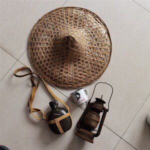 红色红军文化革命老物件水壶党z旗马灯斗笠军号纪念品装饰道具摆