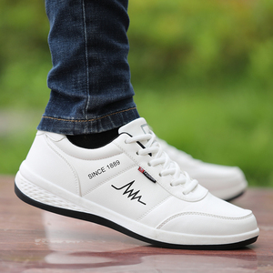 秋季李宁男鞋白色运动鞋软底休闲鞋低帮潮鞋皮面防水学生耐磨单鞋