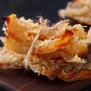 500g青岛鳕鱼肉小时候吃的红烧模拟蟹肉有刺海鲜即食鱼干零食特产