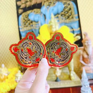 新品泰国佛牌 aj威 虎虎生x精 虎头卡片 虎牌 佑泰默佛泰阁