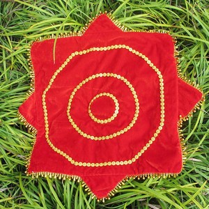 手巾花舞蹈儿童