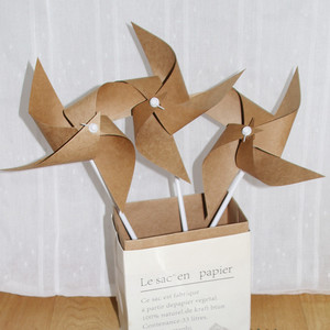 牛皮纸手工纸风车复古户外室内ins生日派对装饰 儿童手持拍照道具