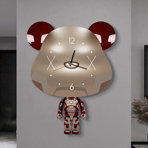 可爱小熊客餐厅新款挂墙钟轻奢现代网红时尚装饰时钟创意简约钟表