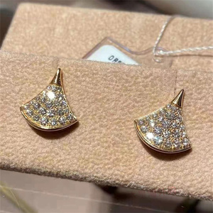 代购bvlgari宝格丽22新款18k玫瑰金白金耳钉镶钻扇形耳环