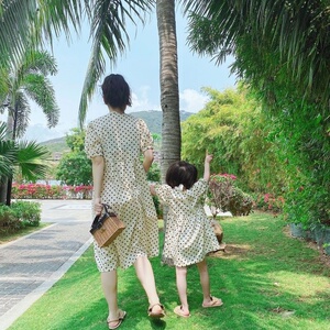 u韩版百a搭母女装松袖佩瑶锦云打底衫爬爬服全家装薄约简款宽短半