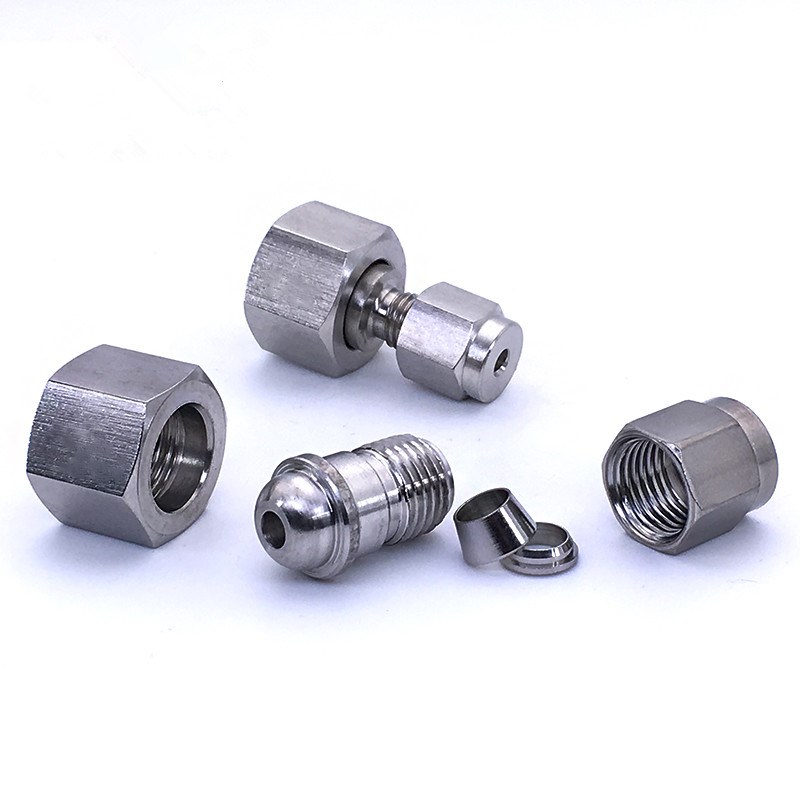 不锈钢304卡套钢瓶接头 304氧气瓶接头m16x15-Ф1/4 钢瓶转接头