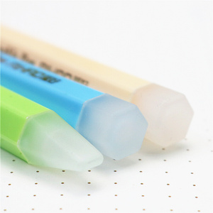 可擦笔橡皮学生