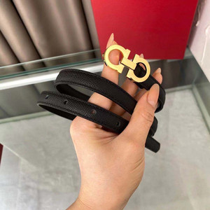 菲拉格慕国王平面马蹄扣细腰女生皮带休闲双面真皮连衣裙腰带