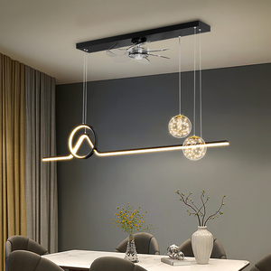 带风扇的吊灯餐厅现代