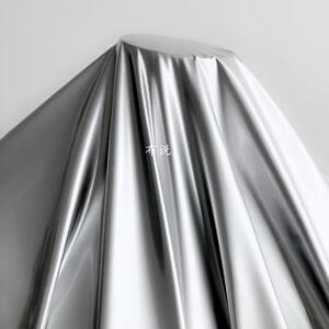 银灰色镜面皮革珠光亮银色针织四面弹力仿布料反光pu皮裤面料2020