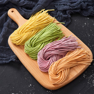 手工四色蔬菜面