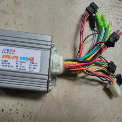 松吉电动a车锂电自行车36v48v60v控制器松吉锂电车配件控制器