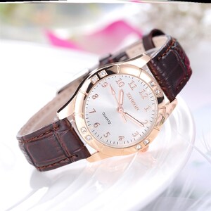 新品子表女孩防英学生初中夜光学生电手表中大t童石水表可爱女