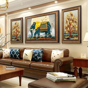 美式客厅装饰画沙发背景墙简美挂画大象壁画小美复古三联画大气