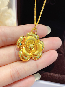 黄金项链女5d无氰山茶花吊坠999足金立体饱满花型颈饰纯金送礼
