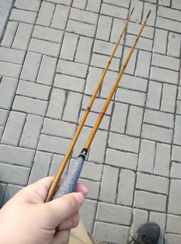 成道之梅并继竿