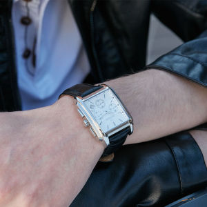 百陀士(pattous)手表男士方形手表休闲运动石英表商务皮带防水长.