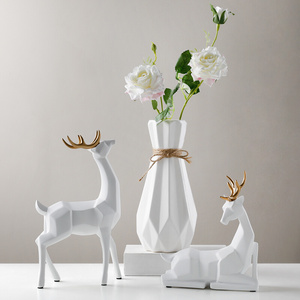 北欧风格花瓶摆件简约陶瓷花瓶客厅酒柜j装饰品摆件家居创意鹿摆