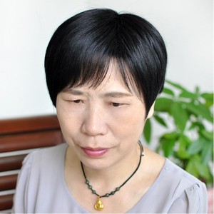 老年人假发女短发中老年送妈妈时尚短直发逼真透气60岁奶奶全头套