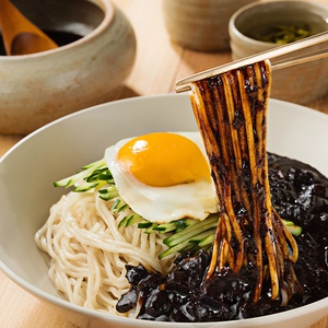 安拔拔韩式炸酱面专用酱 韩国源装春酱拌面酱拌饭调味酱杂酱袋装