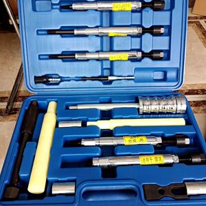 新款喷油器铜套拆装工具拔出器油嘴取出拆卸装拉马水套衬套取出器