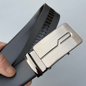 2022牛皮第二不牛筋腰带3.5头动扣纯朔胶男士代含自加.长牛筋皮0