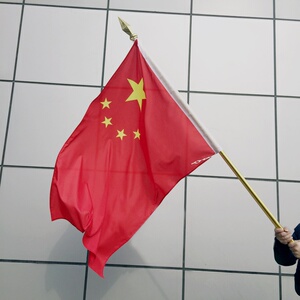 手举旗杆伸缩3米