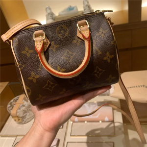 lv/路易威登老花 nanospeedy迷你枕头包单肩手提斜挎女包m61252