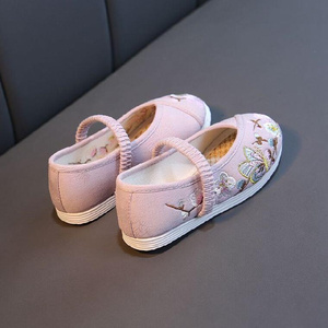 女鞋布布童服底新2020女儿夏外汉童白童跳儿户春鞋汉代爆款软幼舞