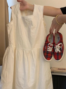 白色无袖背带连衣裙女2024夏季新款高级感超好看小众法式背心长裙