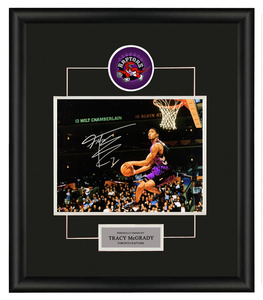 麦迪亲笔签名照麦蒂猛龙时期扣篮大赛tmac照片周边裱框带证书