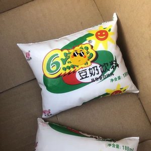 豆奶180ml24袋整箱饮品儿时回忆植物蛋白饮