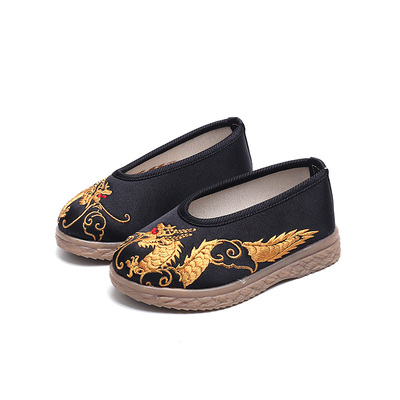 中国龙鞋子学生